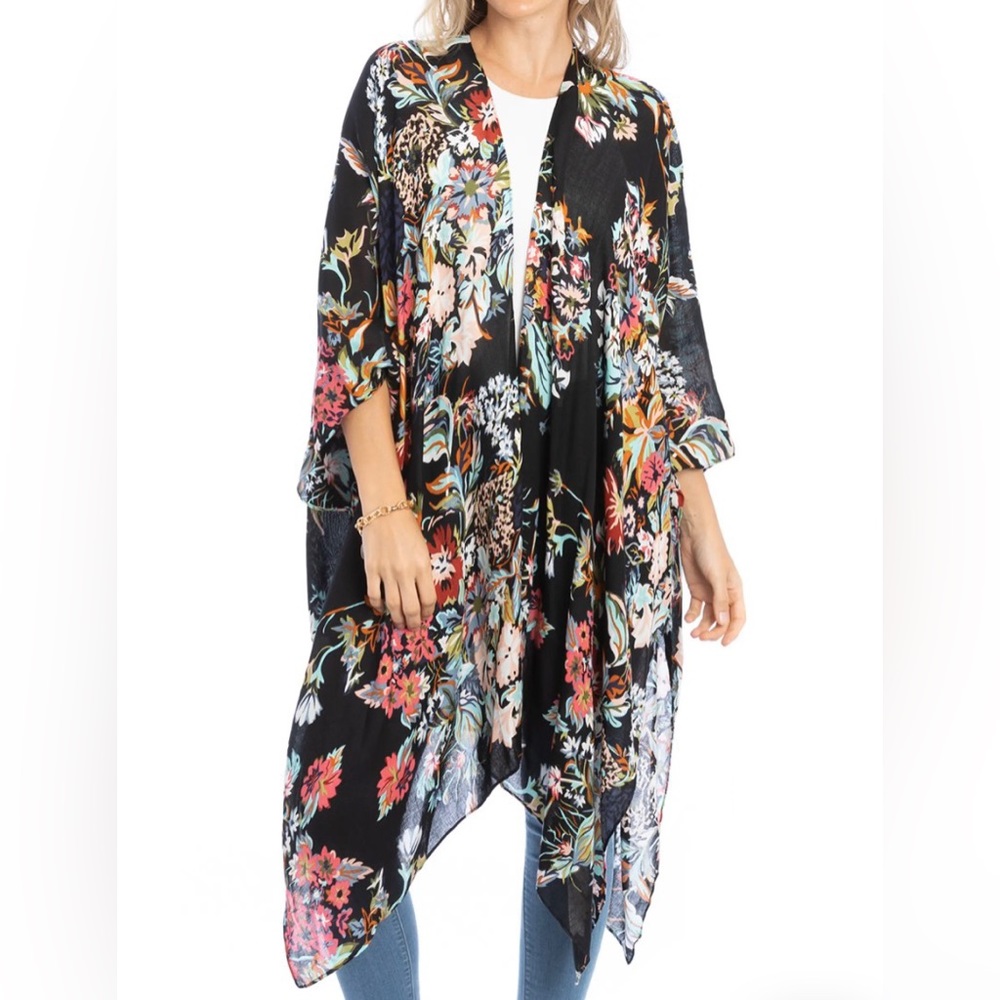 SAACHI Lasdon Floral Print Ruana